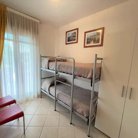 Apartment In 42842